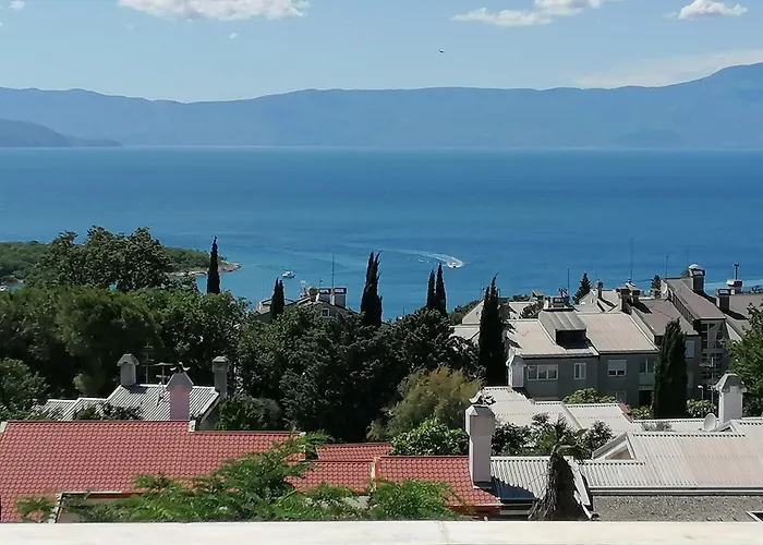 Apartment Domijan By El-pi Tours