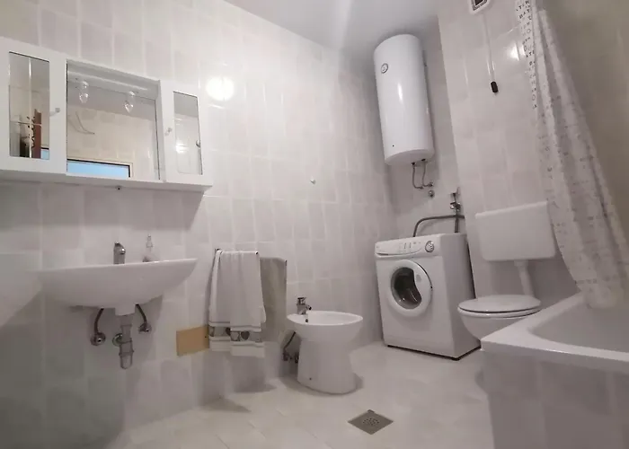 Domijan By El-pi Tours *